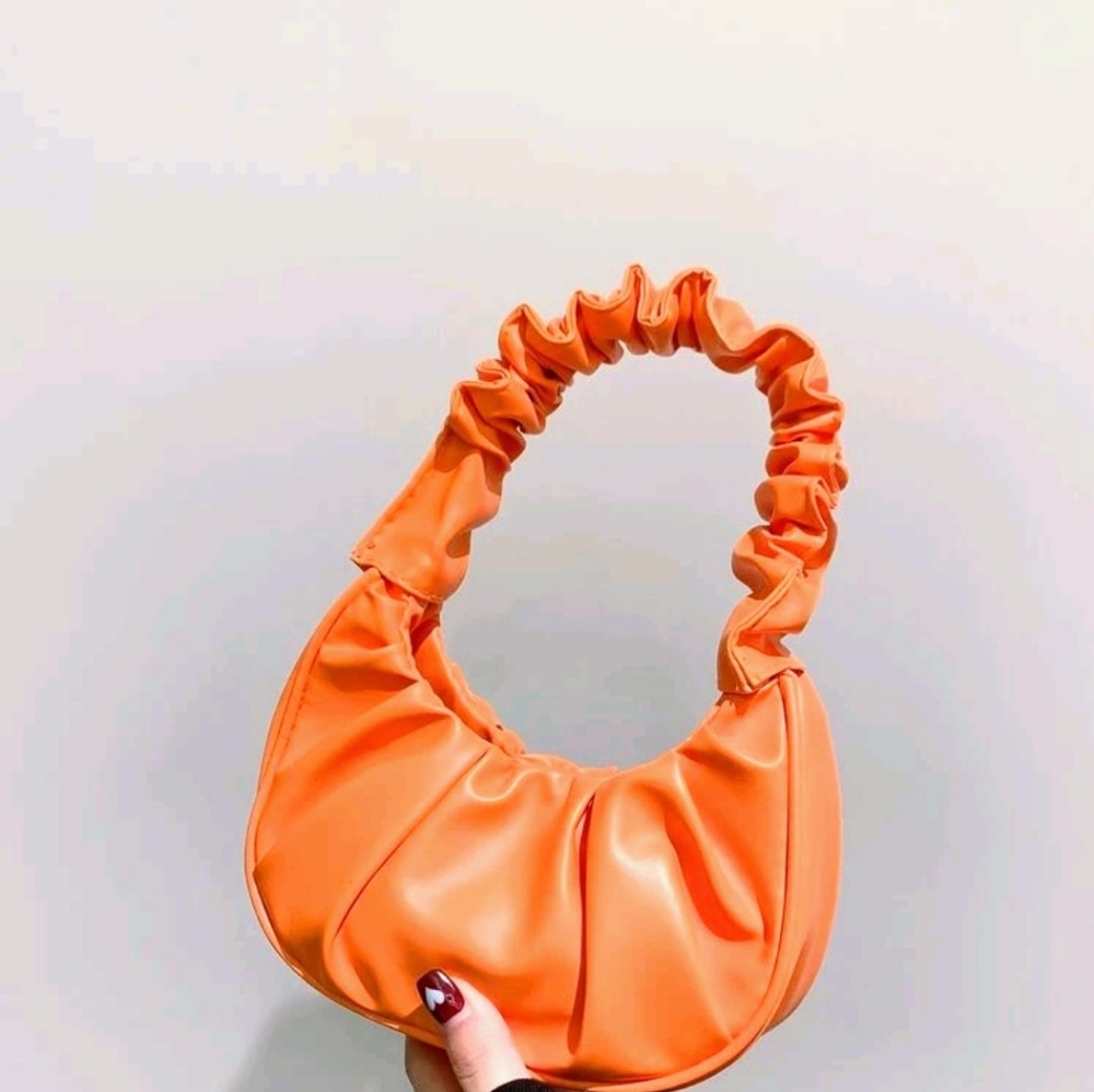Mini Ruched Cloud Handbag - Picture 7 of 8